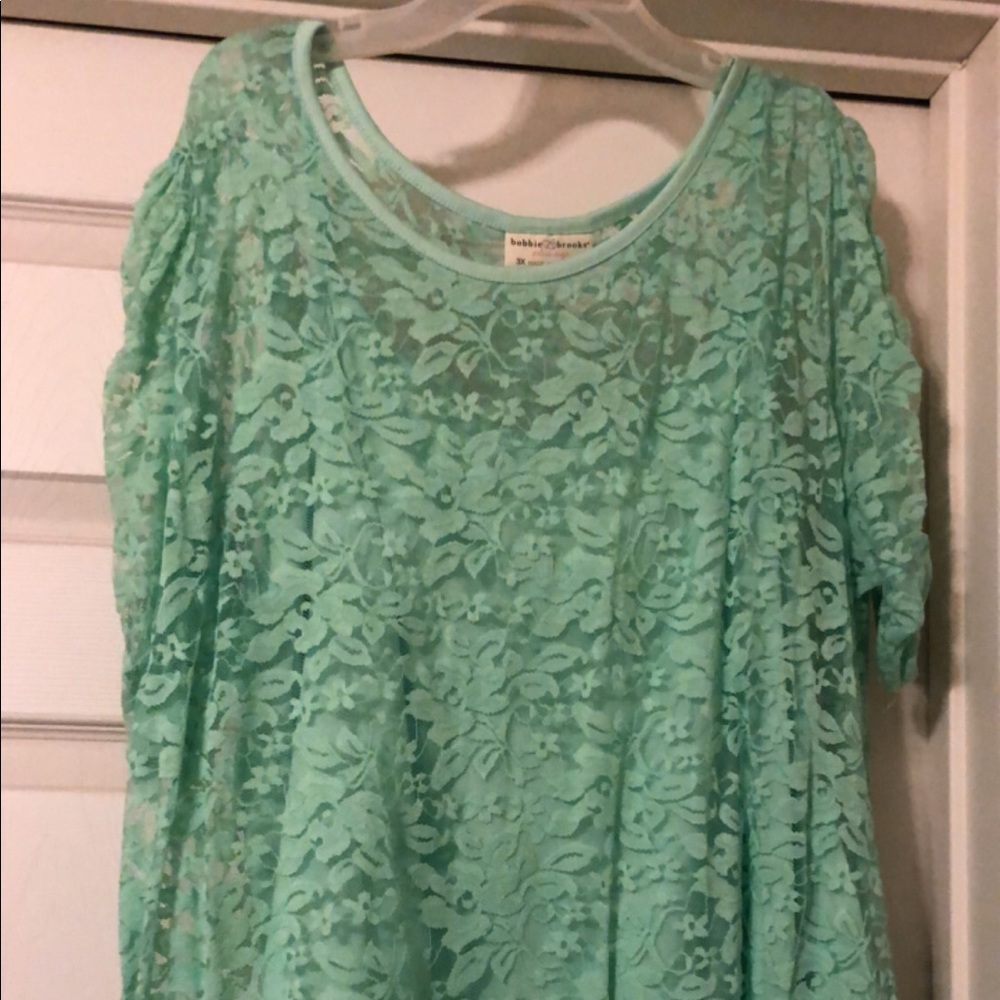 Lace top with tank💣SOLD💣